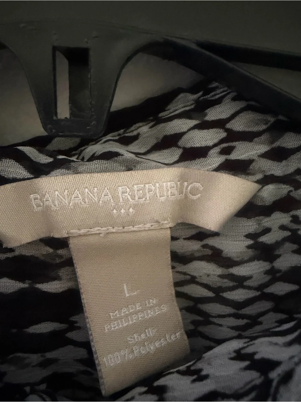 Banana Republic Black and White Patterned Lightweight Sheer Blouse size Large